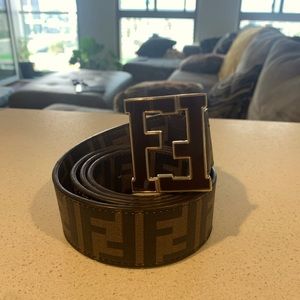 Men’s Fendi 120 cm belt